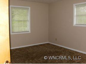 100 Falling Waters Road #3 - Photo 11