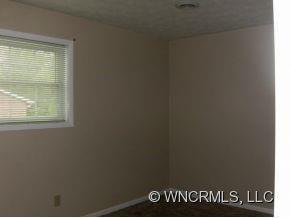 100 Falling Waters Road #3 - Photo 13