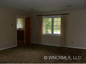 100 Falling Waters Road #3 - Photo 4