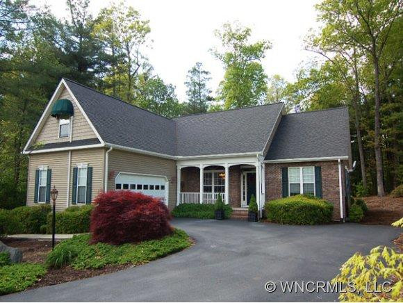 178 CLASSIC OAKS CIRCLE