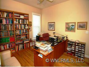 178 CLASSIC OAKS CIRCLE - Photo 14
