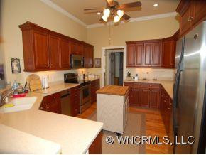 178 CLASSIC OAKS CIRCLE - Photo 9