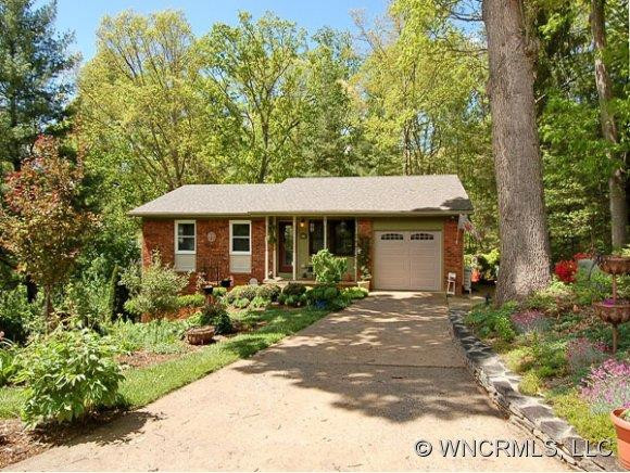 39 BROOKCLIFF DRIVE
