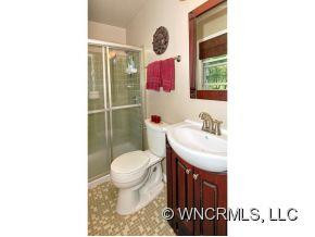 39 BROOKCLIFF DRIVE - Photo 12