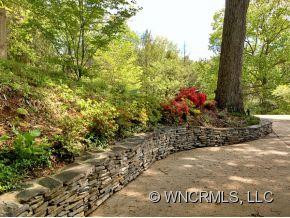 39 BROOKCLIFF DRIVE - Photo 5