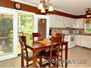 39 BROOKCLIFF DRIVE - Photo 8