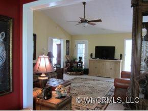 216 Emily Lane - Photo 3