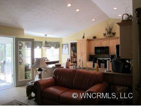 216 Emily Lane - Photo 5