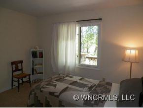 4 LAKESHORE LANE - Photo 13