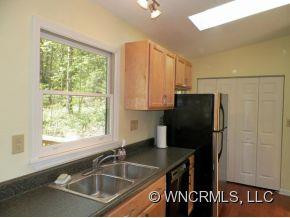 4 LAKESHORE LANE - Photo 7
