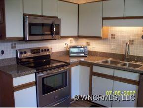 7 Cedarwood Rd # B - Photo 6