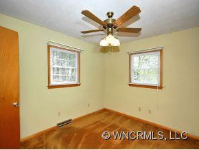 137 NORTH BEAR CREEK ROAD - Photo 6
