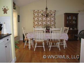 220 George Sutton Road - Photo 5