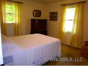 131 West Laurel Lane - Photo 12