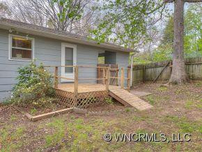 109 Fourth Street - Photo 16