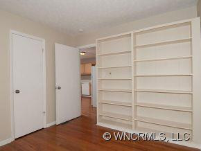 109 Fourth Street - Photo 8