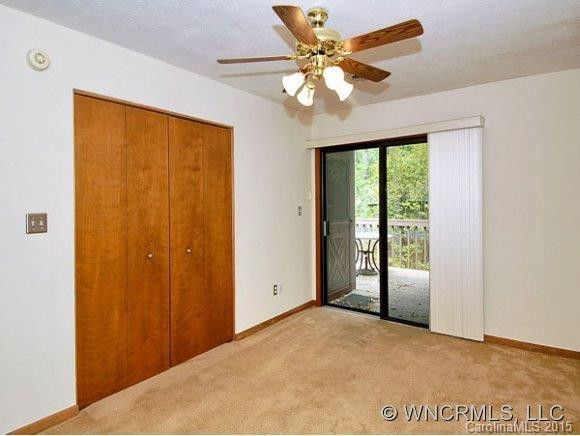 12 RAVENCROFT LANE - Photo 8