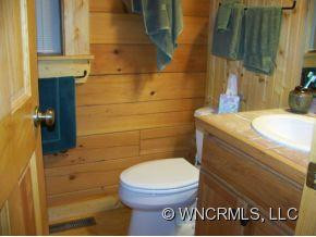 296 Southview Drive - Photo 17