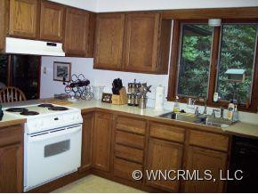 64 Surrey lane - Photo 5