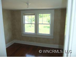  - Photo 12