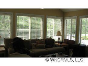 1 MOUNTAIN MEADOW CIRCLE - Photo 6