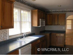 68 Craggy Avenue - Photo 2