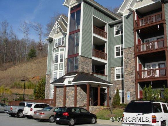 2000 OLDE EASTWOOD VILLAGE BlvdC103