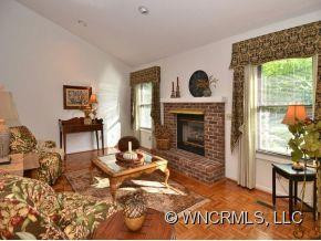 540 HUNTERS GLEN LANE - Photo 4