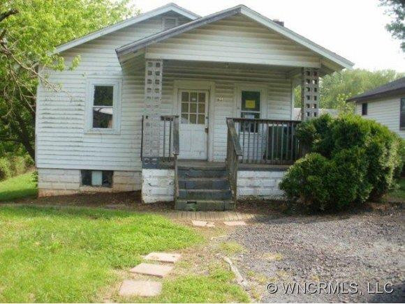 65 Oak Hill Dr