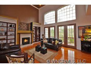 21 Nader Avenue - Photo 2