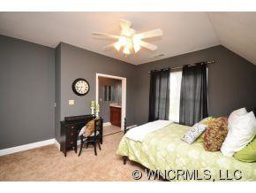 21 Nader Avenue - Photo 13