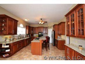 21 Nader Avenue - Photo 8