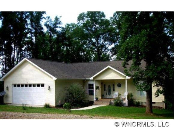 32 Haugom Dr
