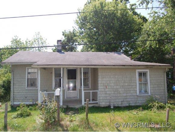 6 DOUGLAS PLACE