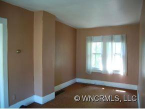 6 DOUGLAS PLACE - Photo 2