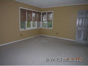 521 Azalea Ln - Photo 8