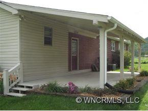 992 Moody Farm Road - Photo 2