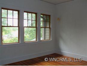 211 Charlotte Street - Photo 11