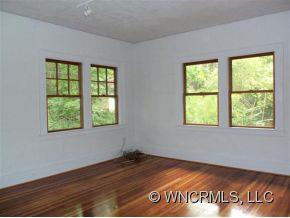 211 Charlotte Street - Photo 17