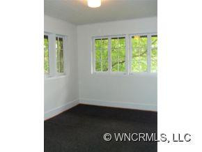 211 Charlotte Street - Photo 10