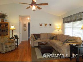 205 Sundance Drive - Photo 4