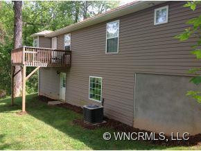 110 Tailfeather Lane - Photo 11