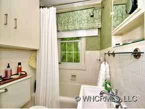 185 MACON AVENUE B-8 - Photo 13