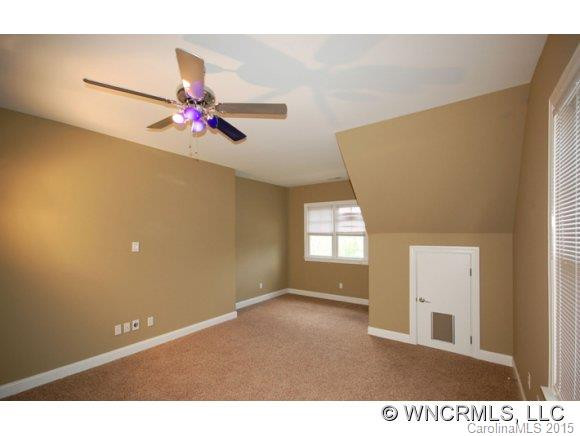 1605 Olmsted - Photo 14
