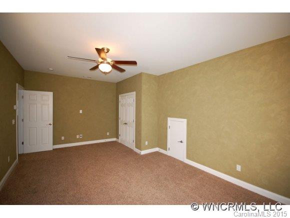 1605 Olmsted - Photo 15