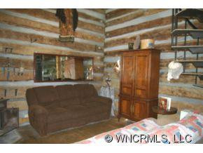 712 Deacon Road - Photo 5