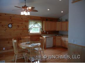 135 Sweetbriar Road South - Photo 4