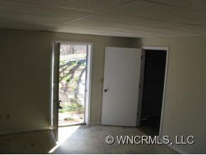 319 Log Cabin Rd - Photo 8