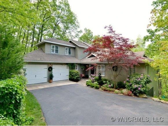 33 CEDAR SUMMIT ROAD
