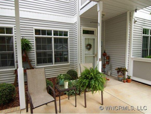 165 EWBANK GARDENS DRIVE -B